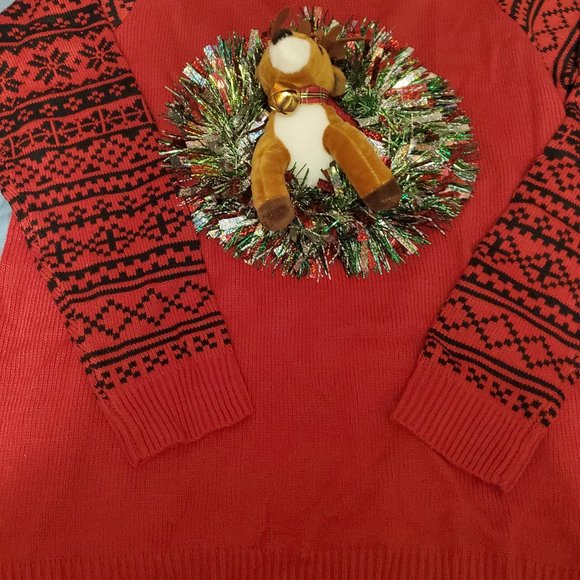 Christmas Sweaterr - Picture 1 of 3